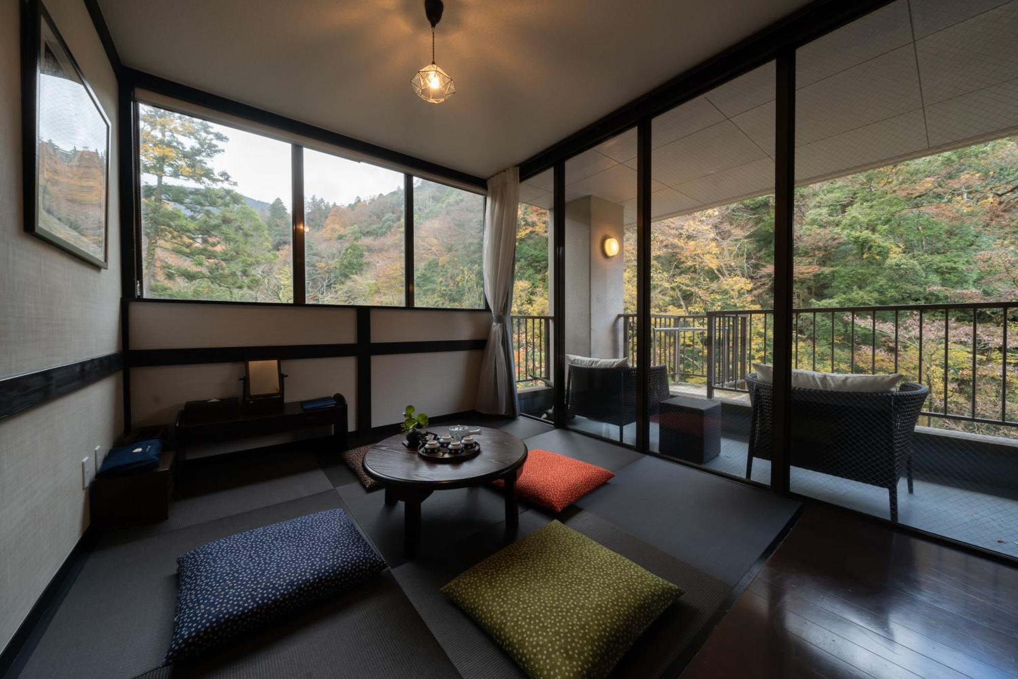 Onsen Guest House Tsutaya Hakone Exterior photo