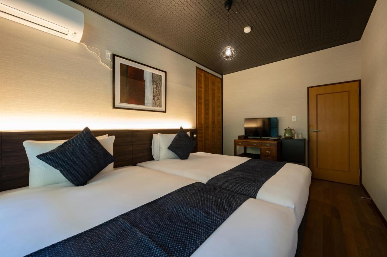 Onsen Guest House Tsutaya Hakone Exterior photo