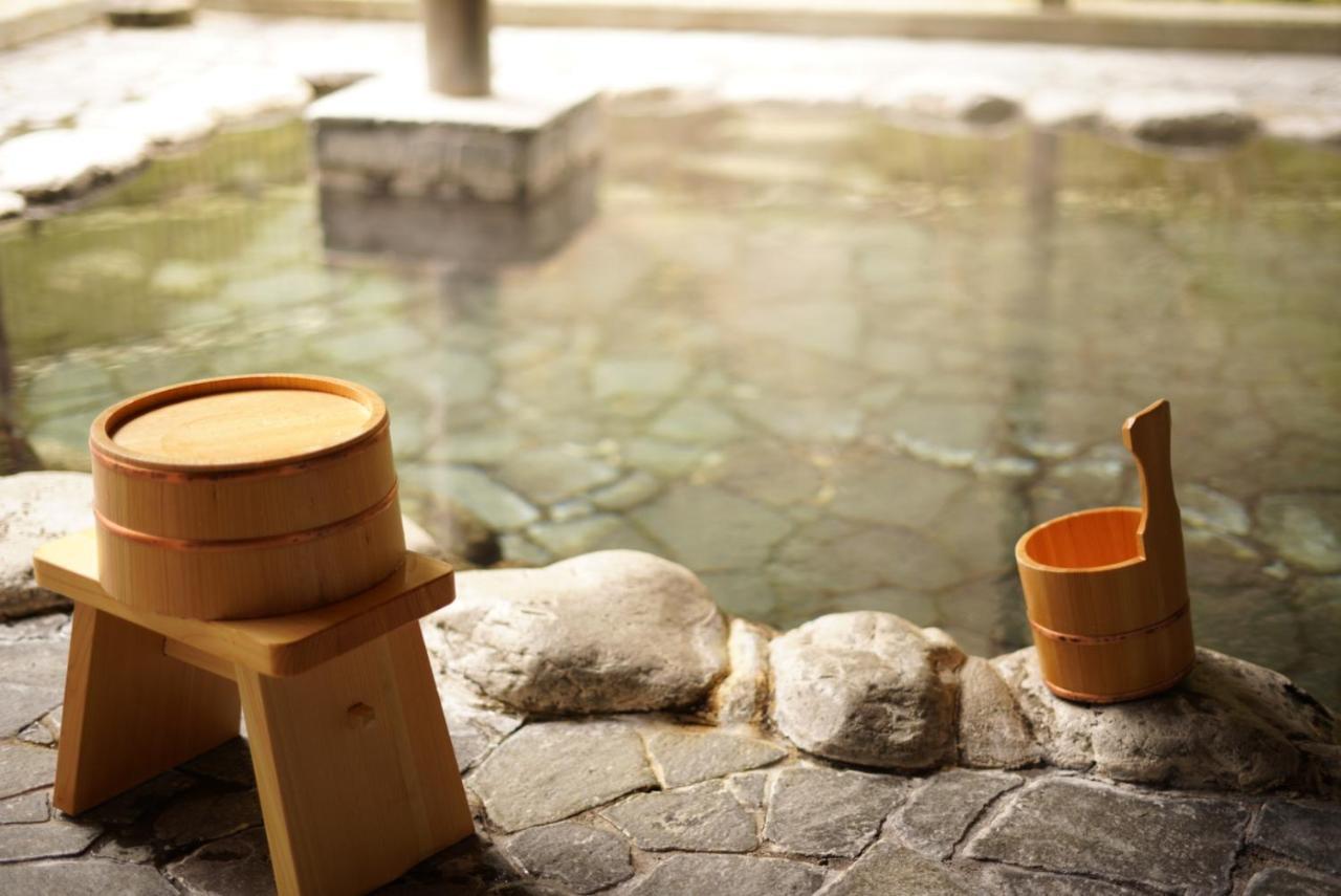 Onsen Guest House Tsutaya Hakone Exterior photo